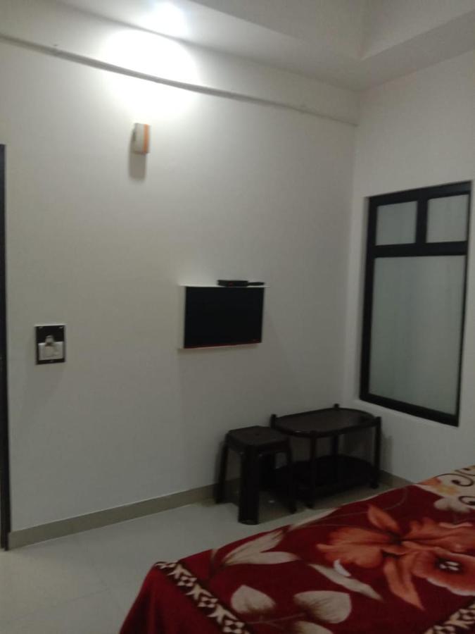 Supreme Guest House By Wb Inn Agra  Exteriör bild