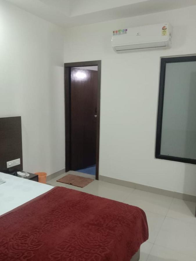 Supreme Guest House By Wb Inn Agra  Exteriör bild
