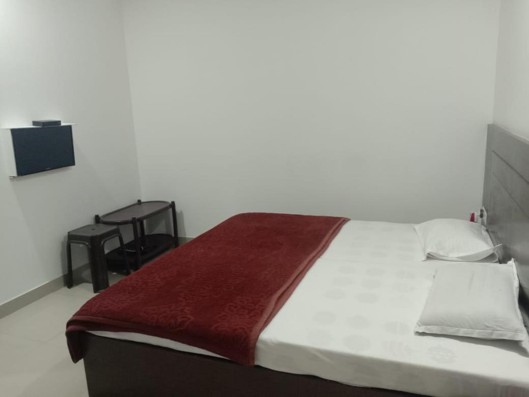 Supreme Guest House By Wb Inn Agra  Exteriör bild