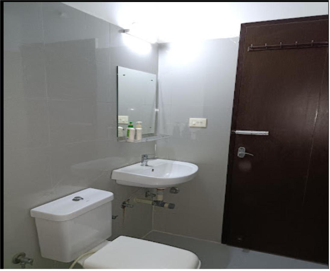 Supreme Guest House By Wb Inn Agra  Exteriör bild