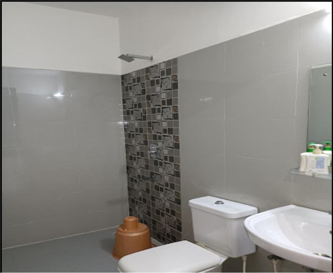 Supreme Guest House By Wb Inn Agra  Exteriör bild