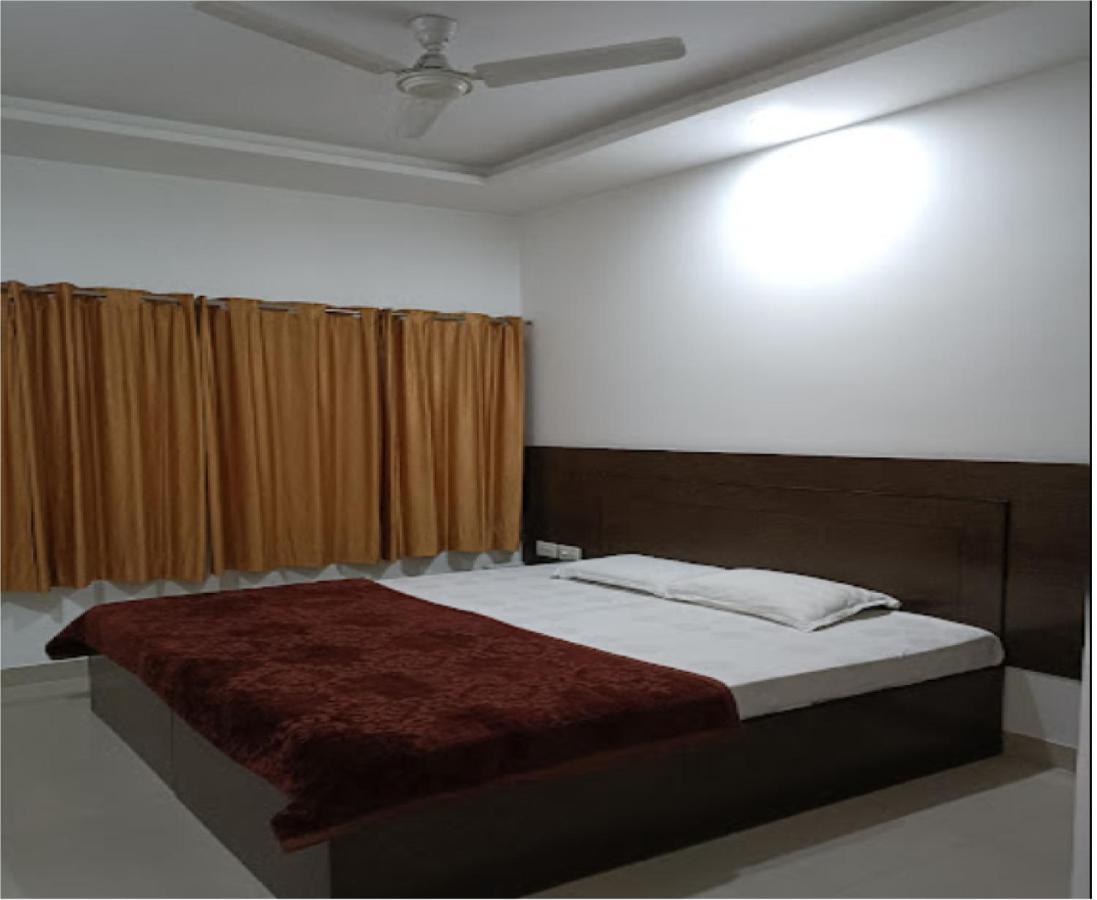 Supreme Guest House By Wb Inn Agra  Exteriör bild